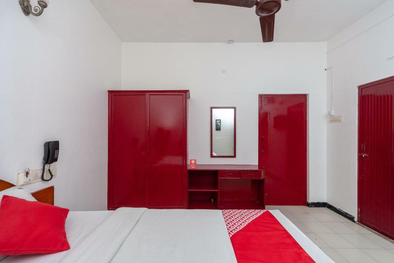 Oyo 19906 Hotel Bliss Inn Пондичери Екстериор снимка